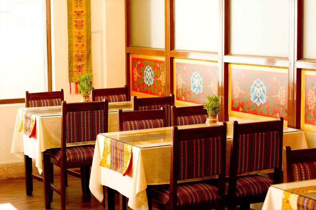 Hotel Yambu Kathmandu Exteriör bild