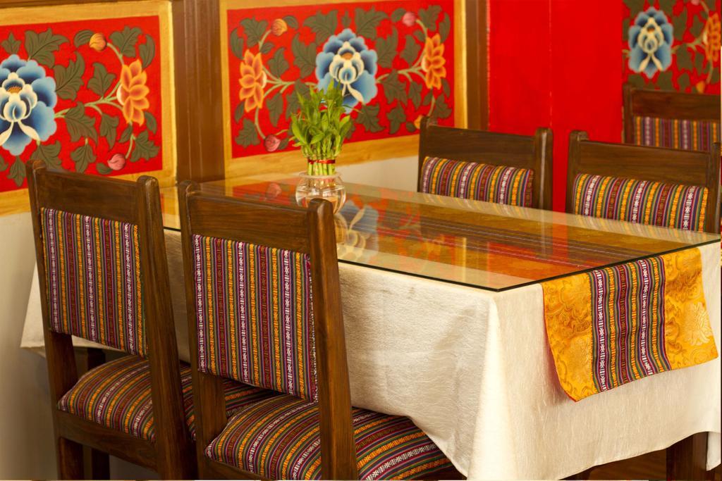 Hotel Yambu Kathmandu Exteriör bild