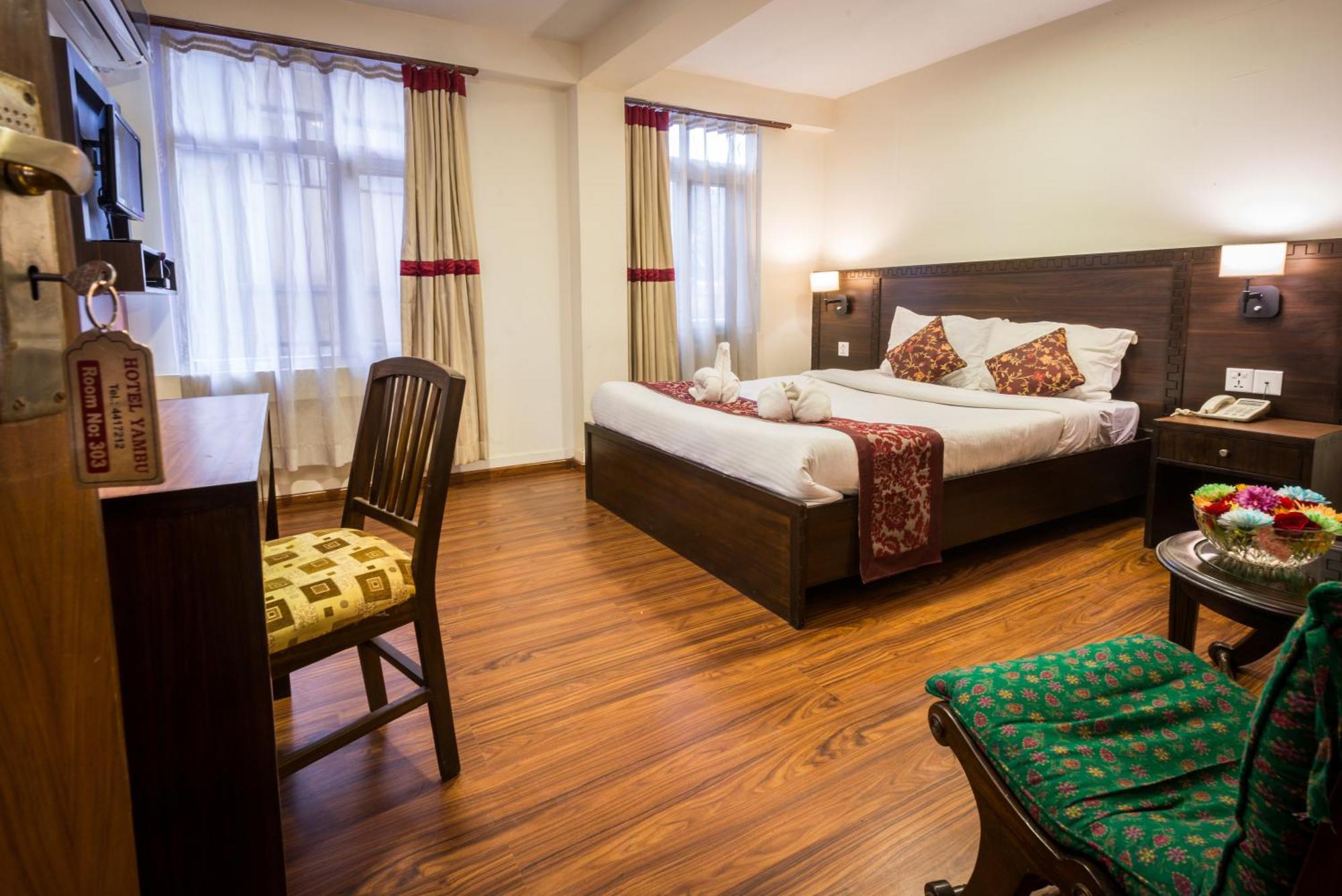Hotel Yambu Kathmandu Exteriör bild