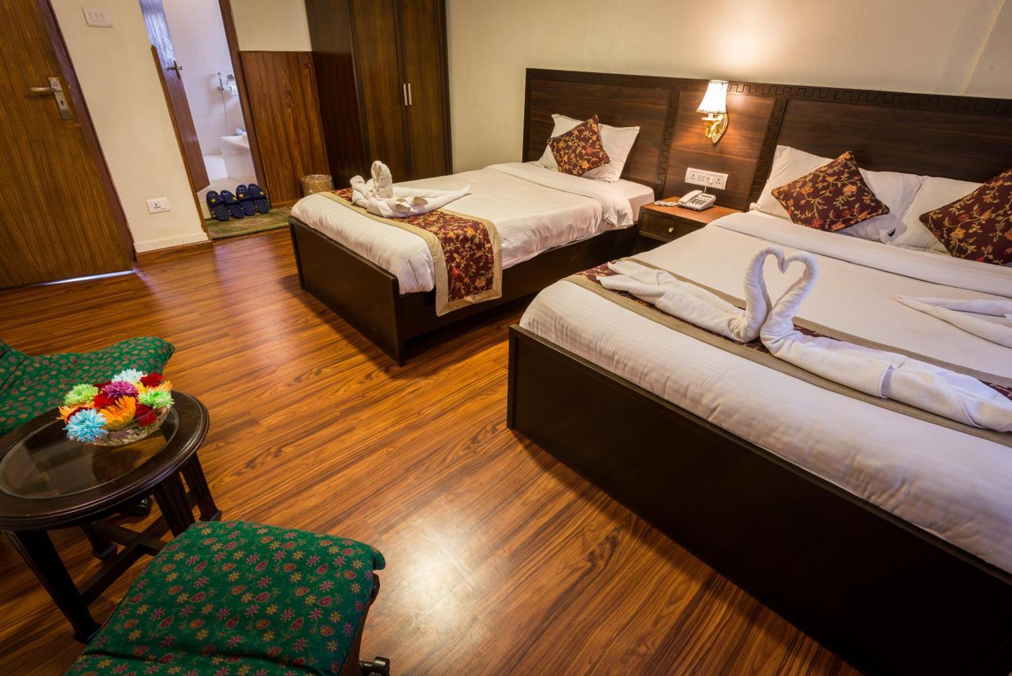 Hotel Yambu Kathmandu Exteriör bild