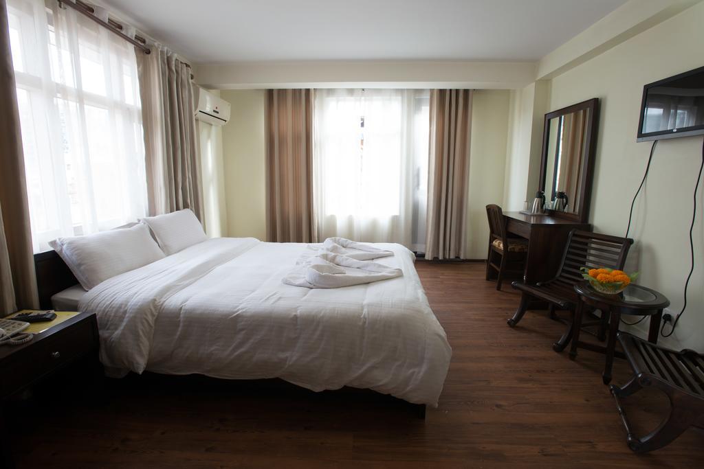 Hotel Yambu Kathmandu Exteriör bild
